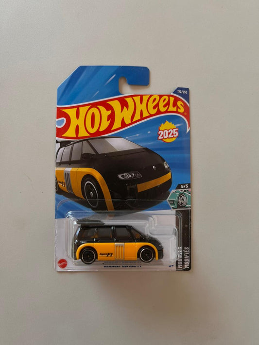 Hot Wheels Renault Espace F1 – 1:64 Scale Die-Cast Concept Hypervan