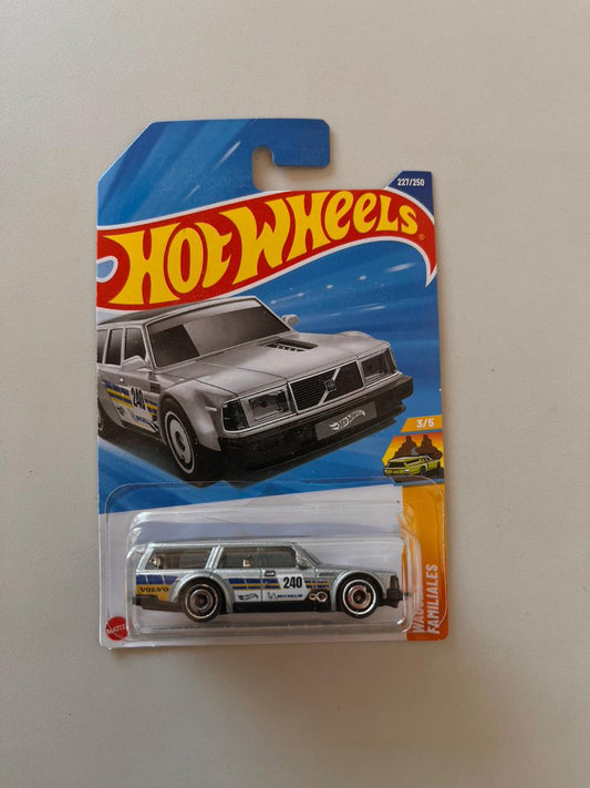 Hot Wheels Volvo 240 Drift Wagon – 1:64 Scale Die-Cast Drift Car
