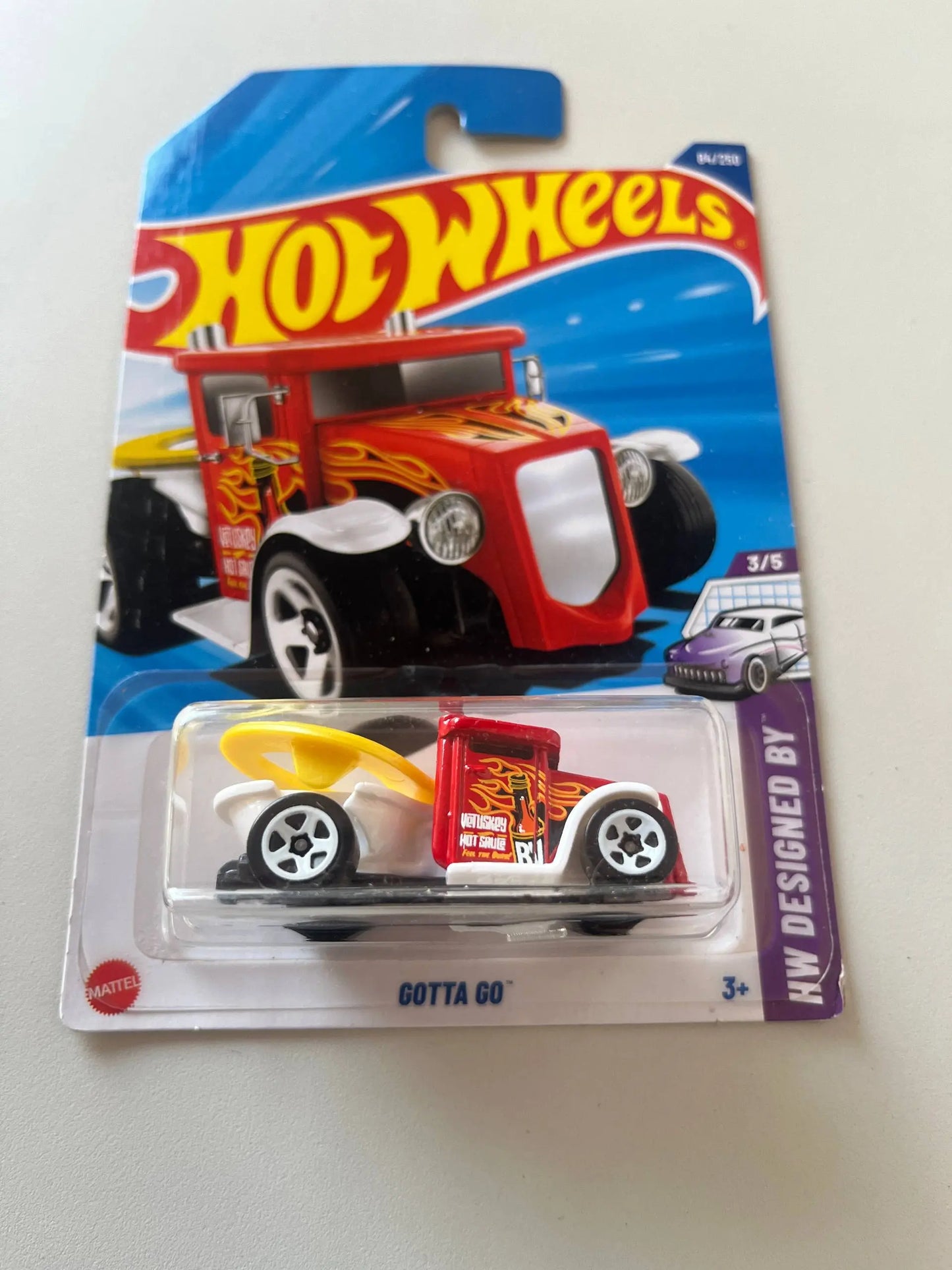 Hot Wheels Gotta Go – HW Designed By 3/5 (2025 Mainline, Red/White with Flames)